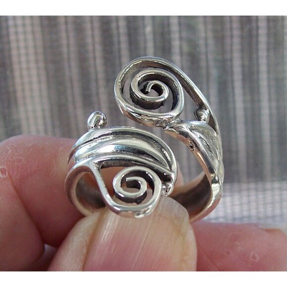 925 STERLING SILVER Adjustable Swirls Statement Bypass Ring - Picture 6 of 10